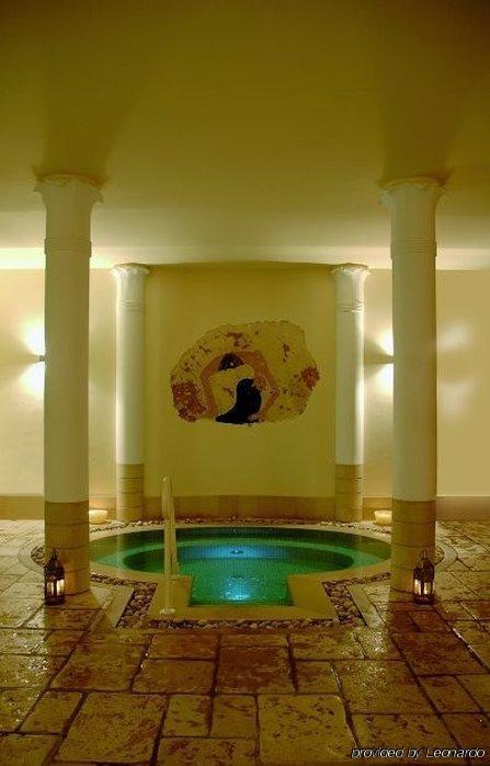 Victoria & Iside Hotel 4*